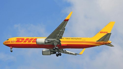 DHL Plane